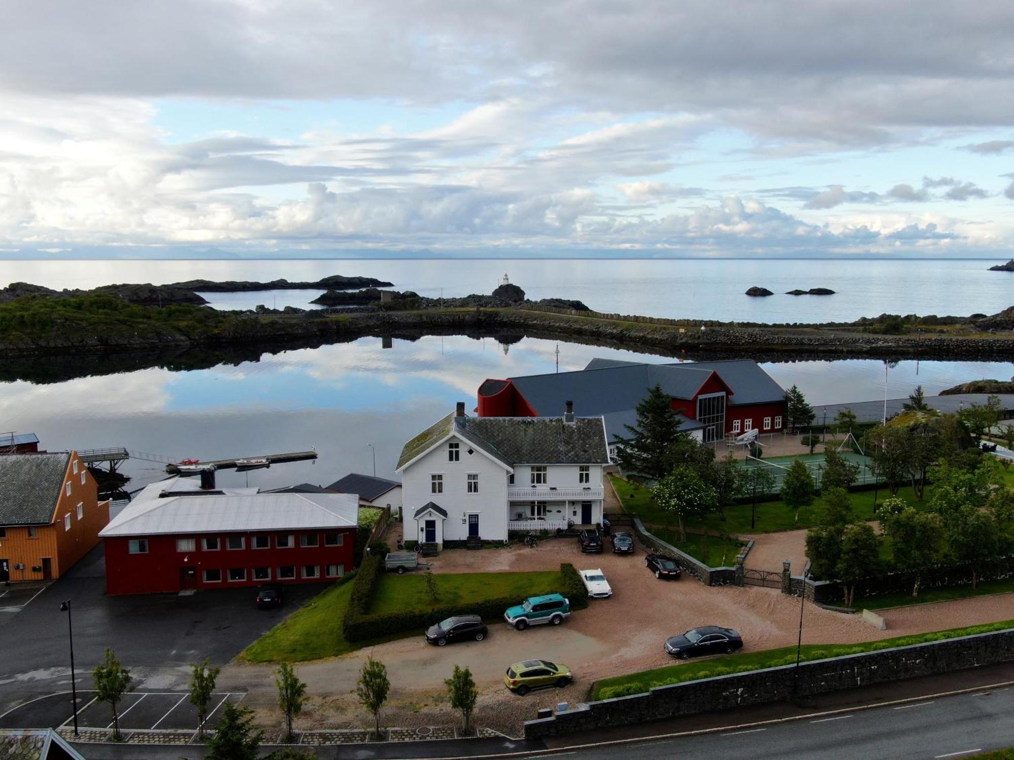 Angelas Fjord Suite Stamsund Exterior foto